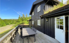 Cozy Home In Øyer With House A Mountain View